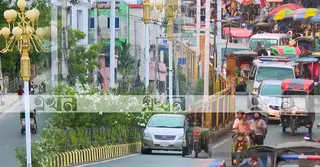 হারিয়ে যাচ্ছে রাজশাহীর চিরচেনা রূপ; যানজটের ভারে নাকাল শিক্ষা নগরী